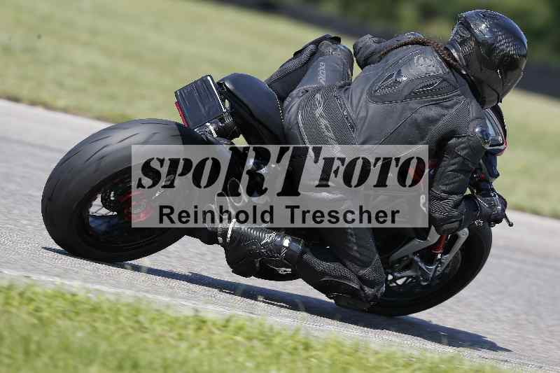 /44 09.08.2025 Plüss Moto Sport ADR/Einsteiger/unklar backside